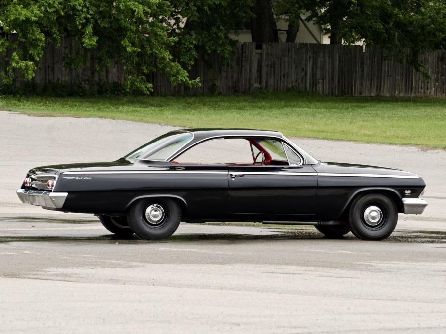  Chevrolet Bel Air Sport Coupe 1962 года  (фото 14 из 20)
